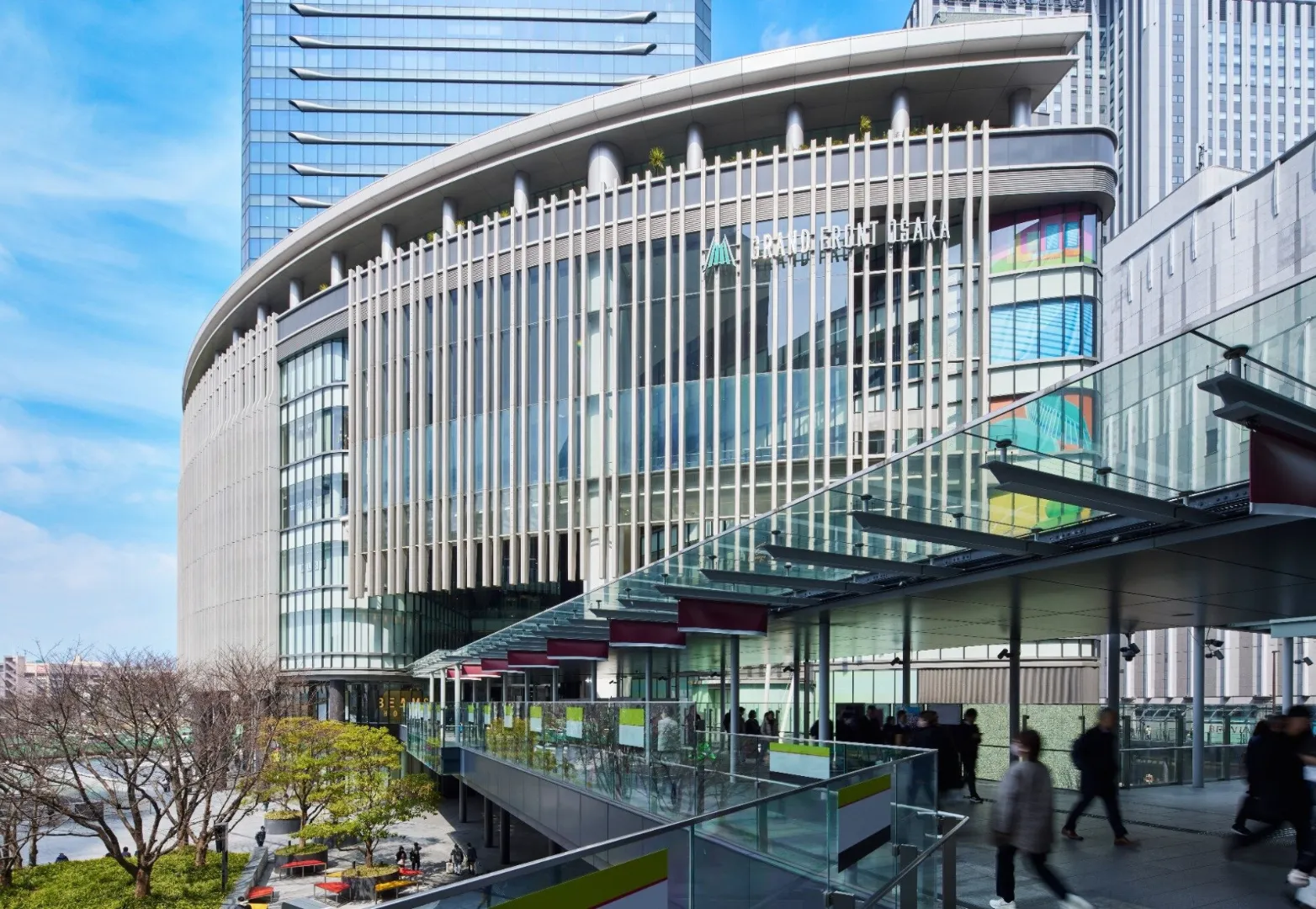 9. แกรนด์ฟรอนต์โอซาก้า (Grand Front Osaka)