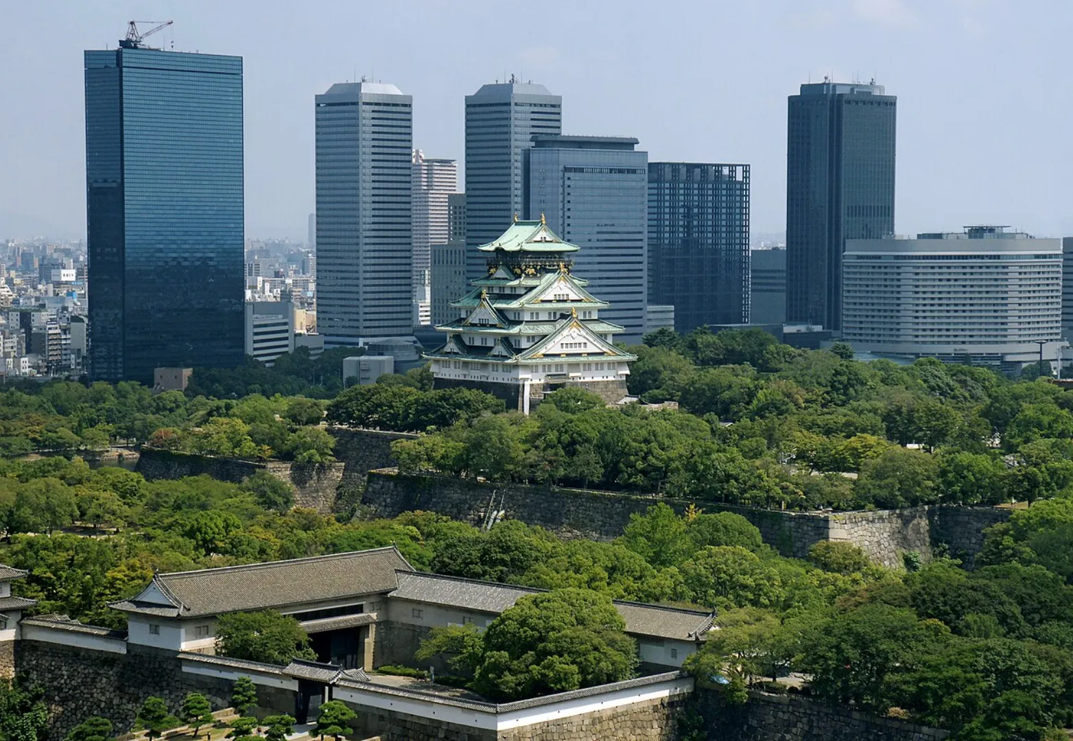 ปราสาทโอซาก้า (Osaka Castle)