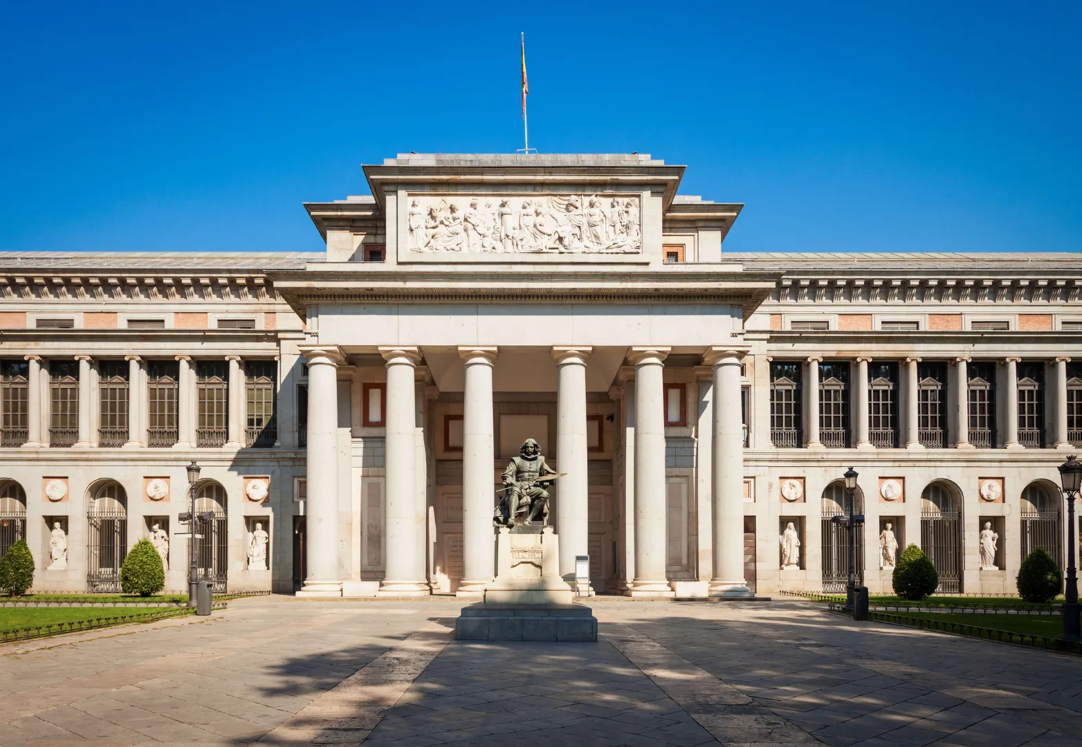 23. พิพิธภัณฑ์ศิลปะแห่งชาติ นาคาโนะชิมะ (The National Museum of Art, Osaka)
