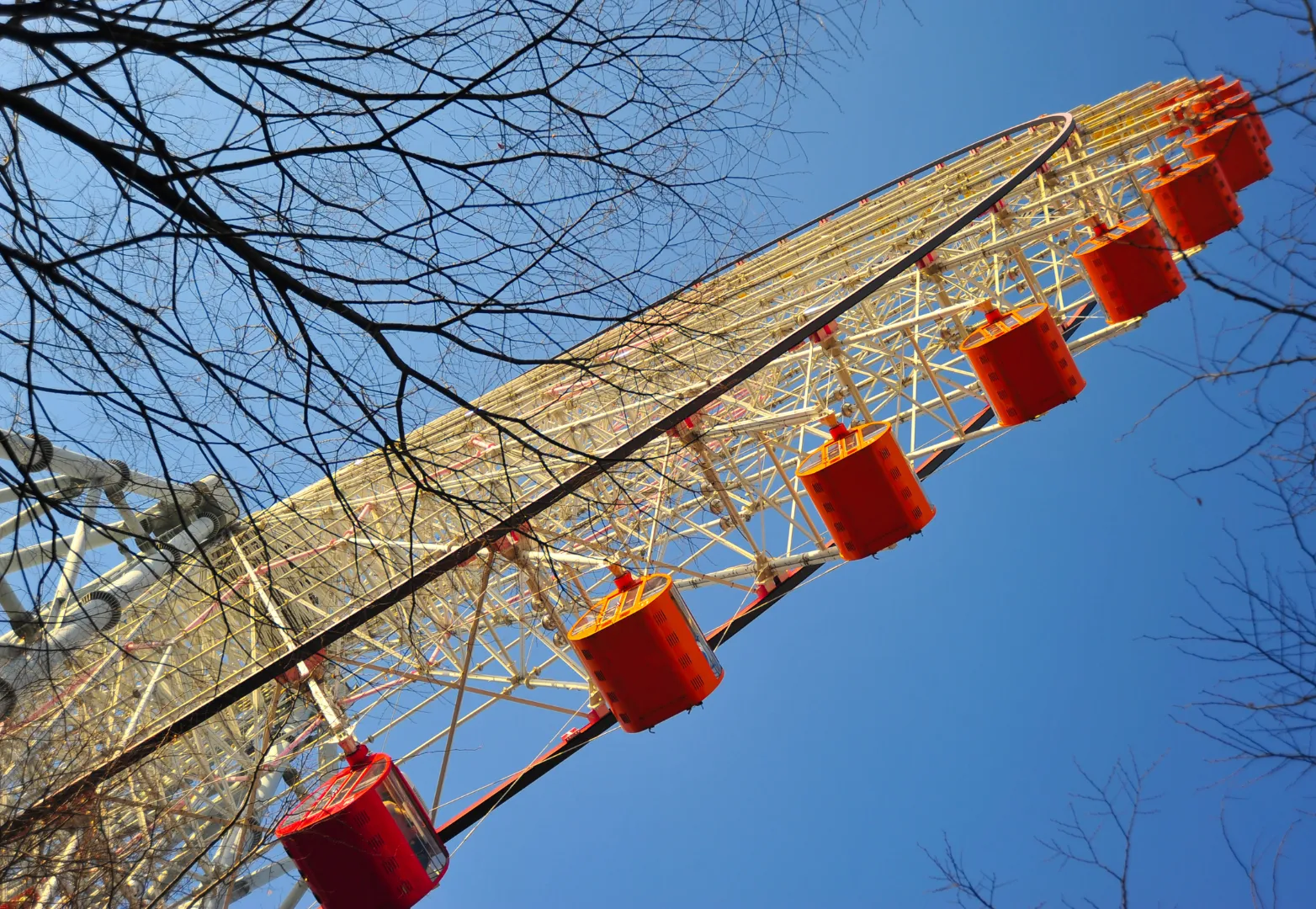 26. ชิงช้าสวรรค์เทมโปซาน (Tempozan Ferris Wheel)