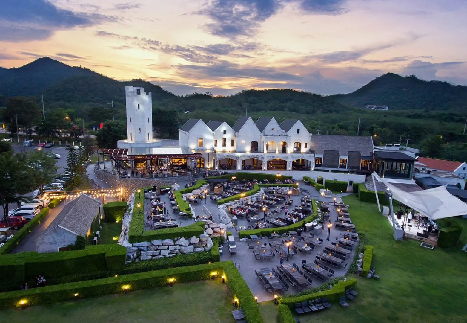 มิดวินเทอร์ เขาใหญ่ (Midwinter Khao Yai)
